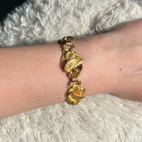 Vintage Gold Leafy Bracelet - Picture 5 of 14